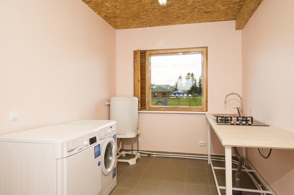Vanamoisa Caravan Park Saue Szoba fotó